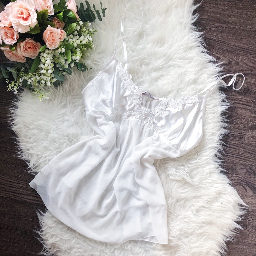 VINTAGE SATIN FLORAL APPLIQUE SLIP DRESS / CAMI